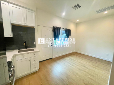 1002 English St - Photo 3 of 5