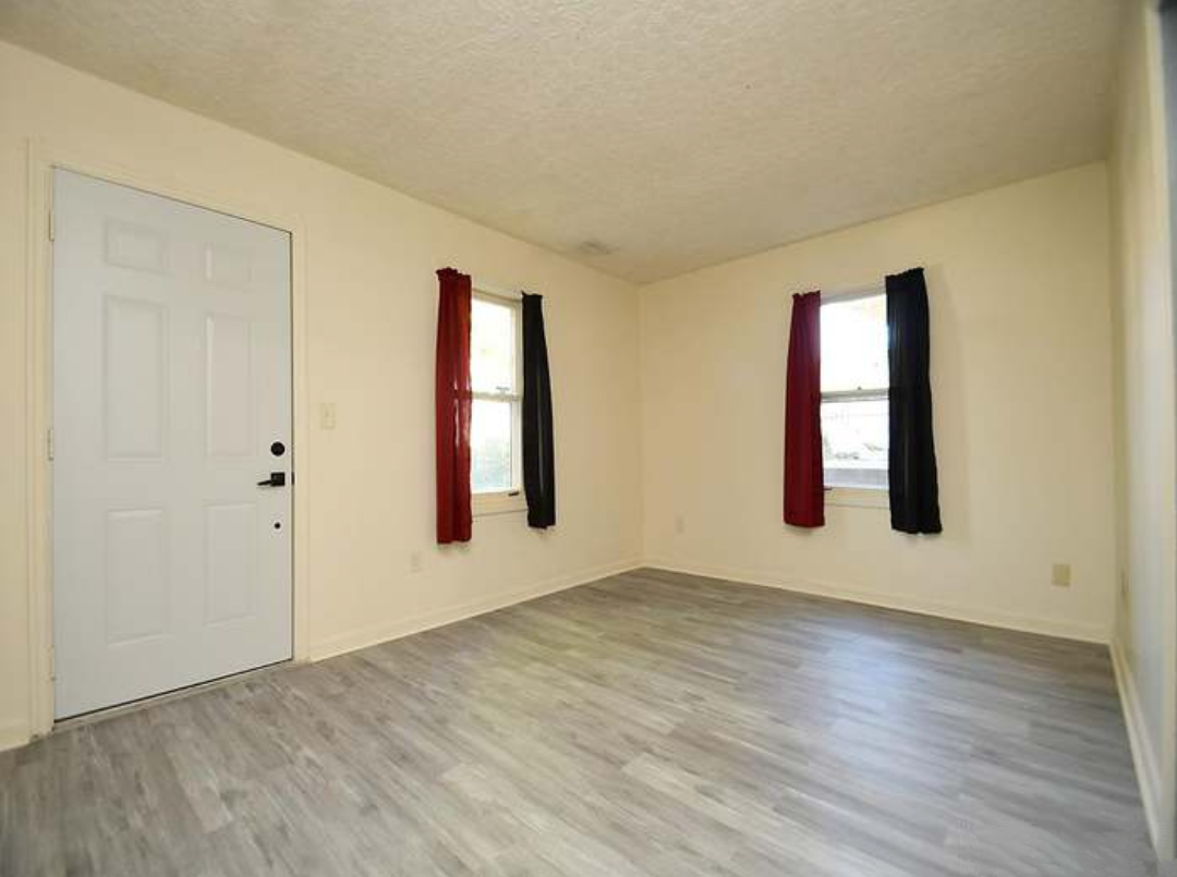 5045 S 41st Ave #NA - Photo 2 of 14