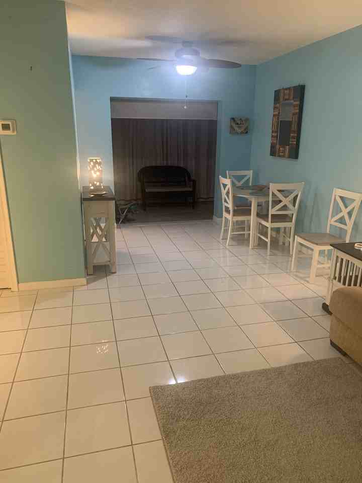 658 Ne 6th Ct #E - Photo 2 of 15