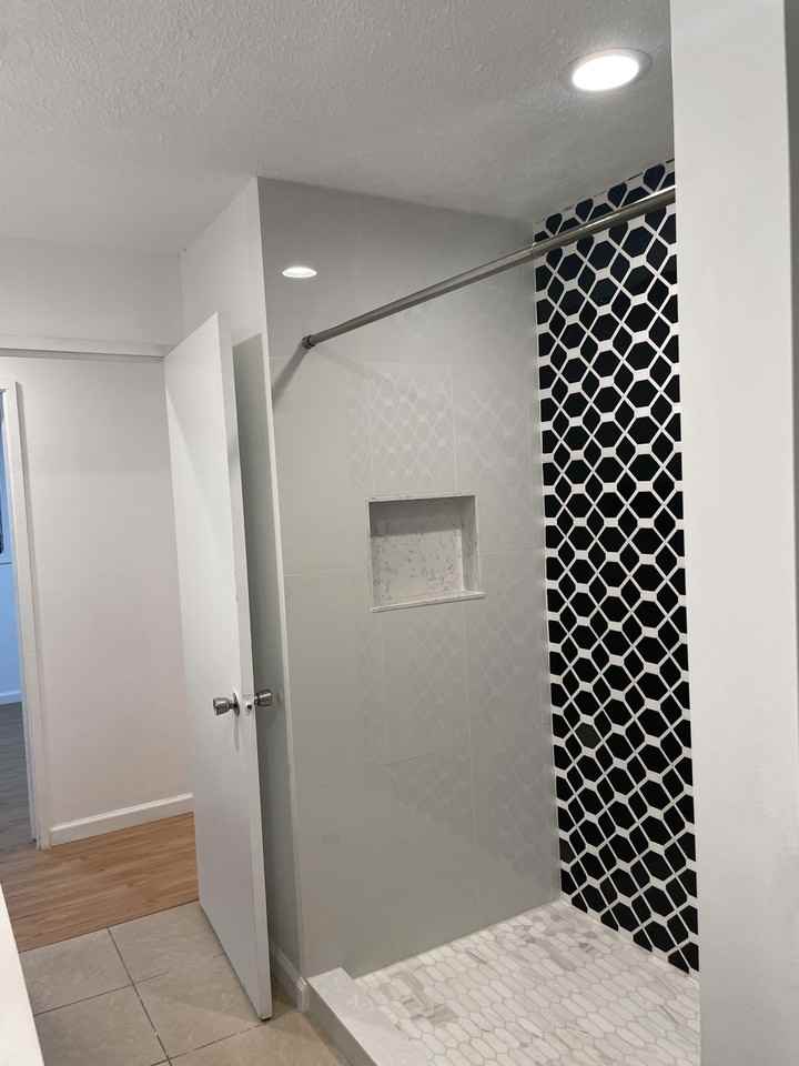 1810 Kilohi St #NA - Photo 3 of 7