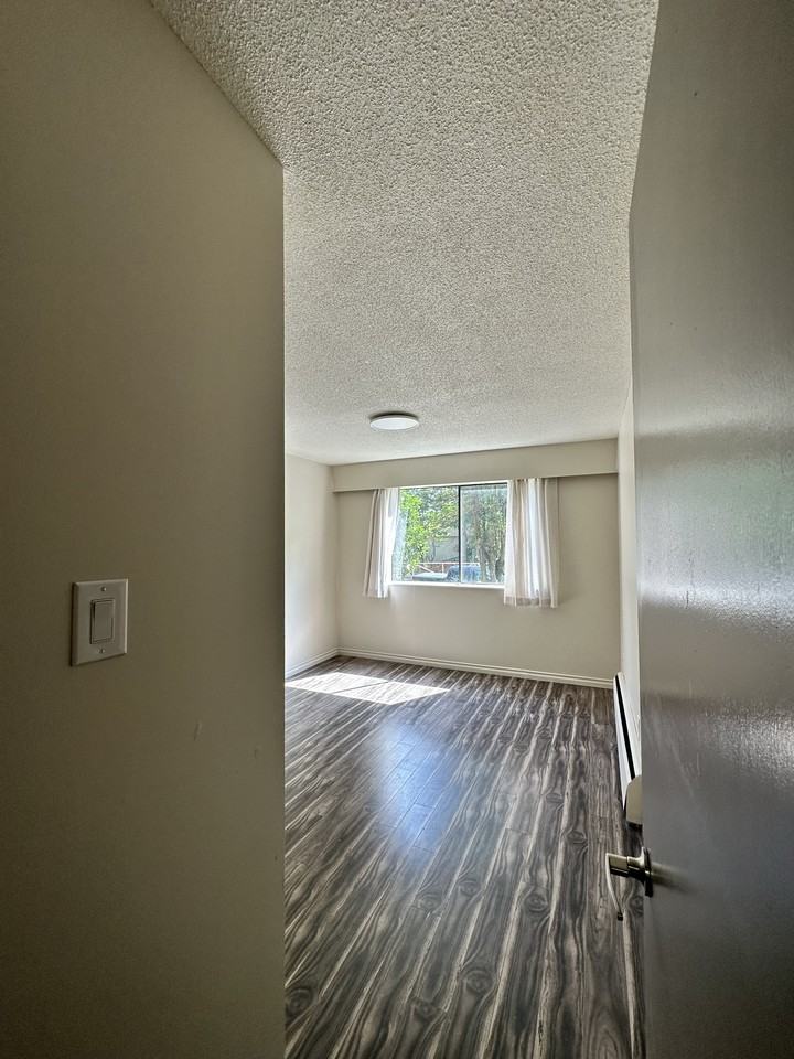 Prince Albert Apartments - Photo 2 of 20