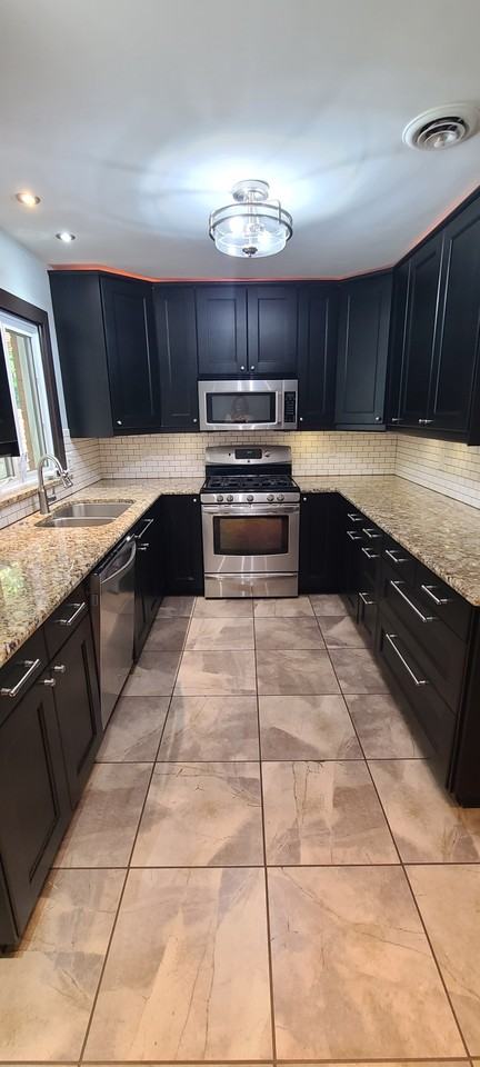 495 West River Street - Photo 7 of 20