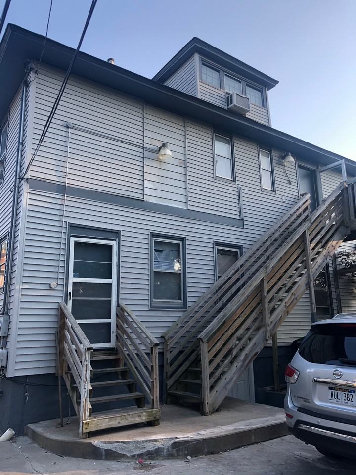 2212 F Street1 #1 - Photo 2 of 12