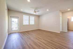 10423 Rainier Ridge Blvd E - Photo 1 of 1