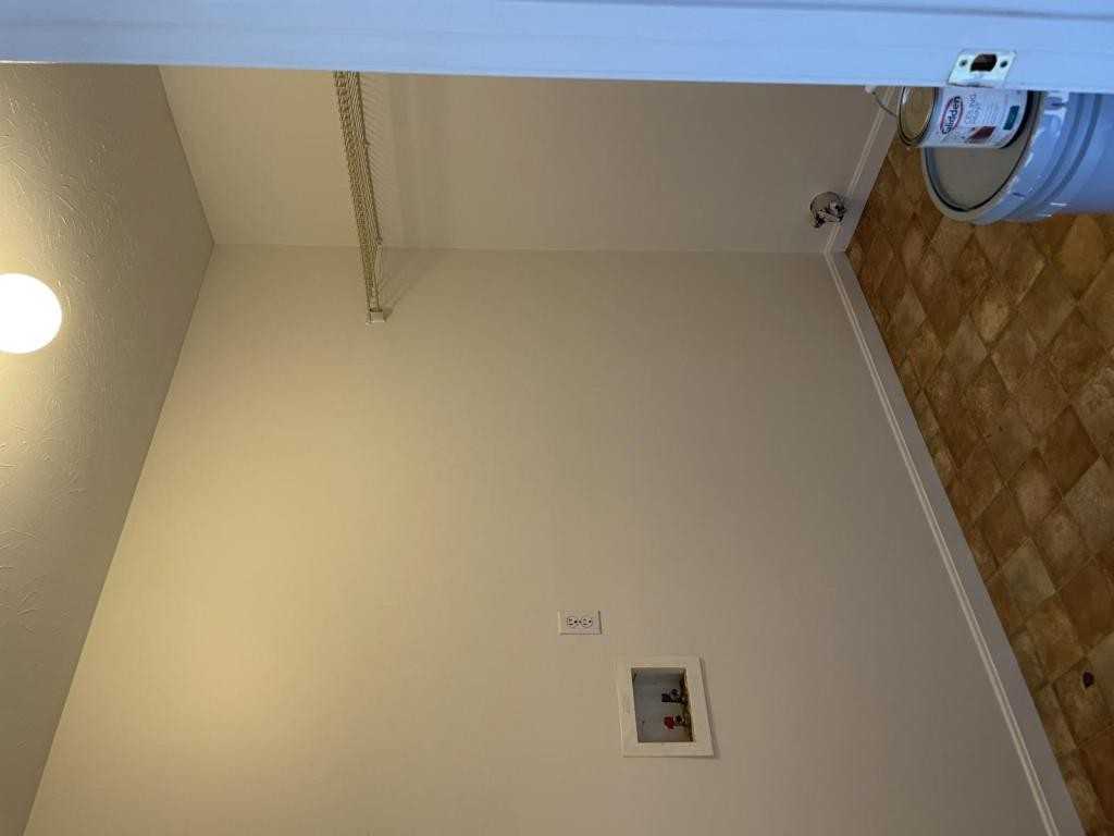 Apartment 3 - Photo 2 of 7
