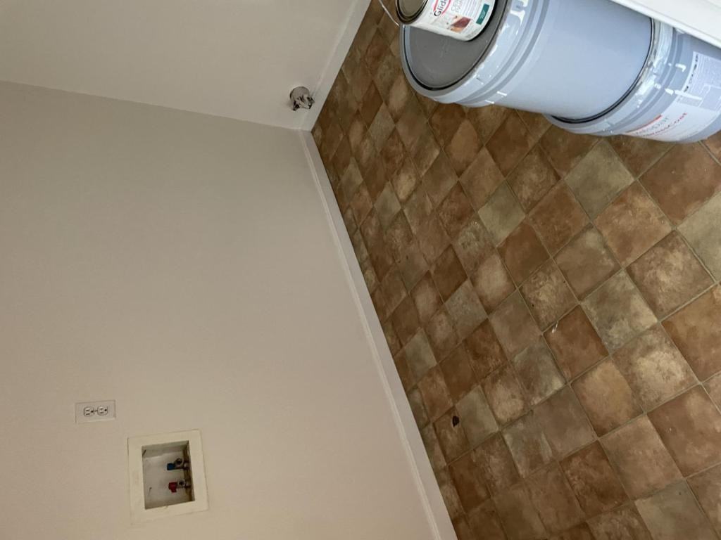 Apartment 3 - Photo 5 of 7