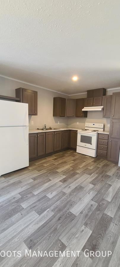 251 S Patterson Rd #251 - Photo 2 of 5