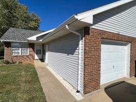 133 E Hunters Rdg  