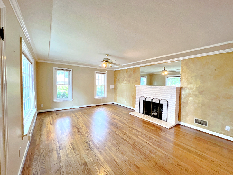 6309 Ne Broadway - Photo 2 of 36