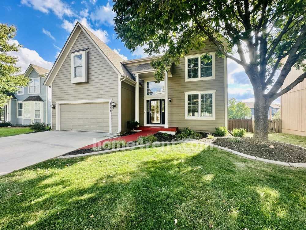 18625 W 153rd Ter - Photo 2 of 50