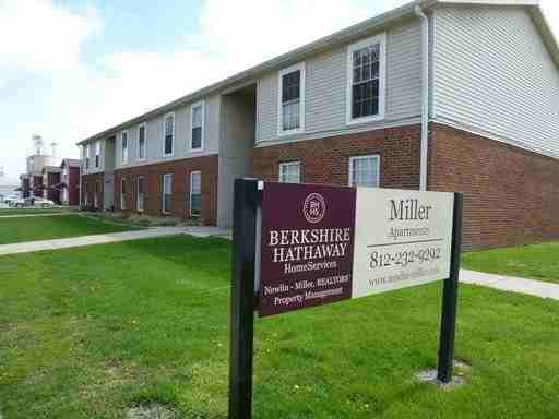 202-212 1/2 W. Montgomery St. - Photo 2 of 10