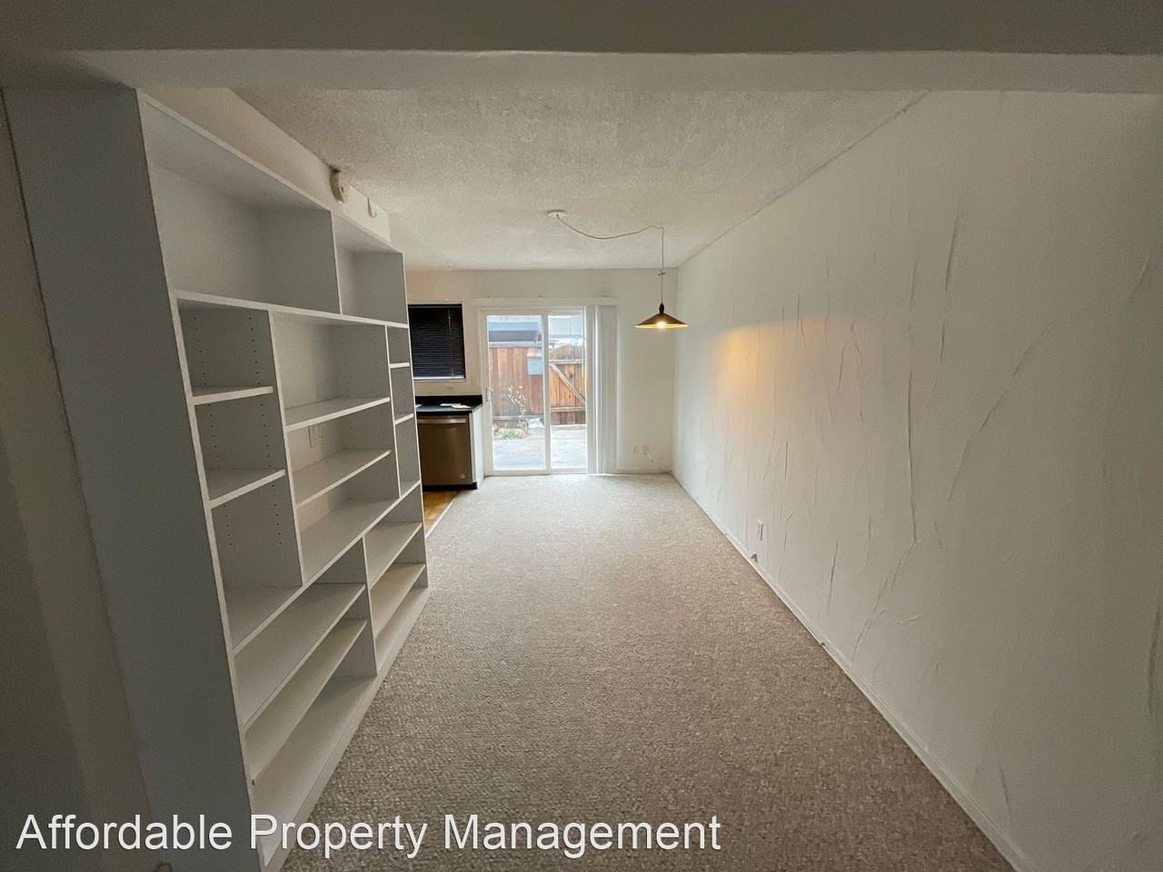 3634 Oxford Cmn - Photo 3 of 15