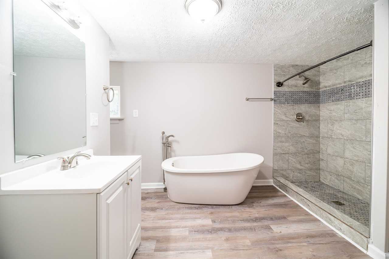 465 Brehl Ave #1 - Photo 5 of 31