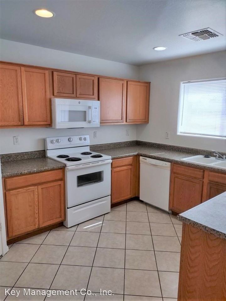 7229 W Forest Grove Ave - Photo 3 of 15