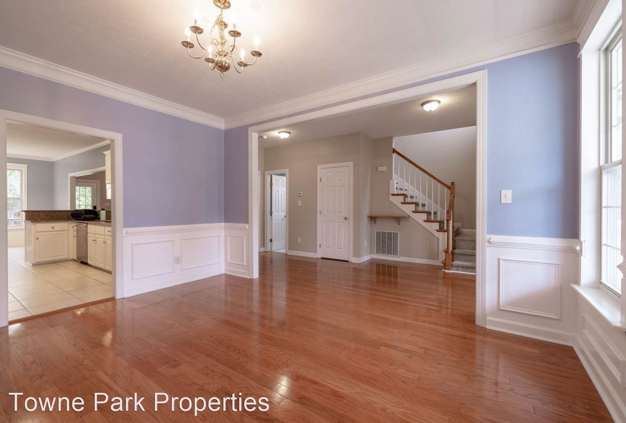 4525 Glastonbury Dr - Photo 3 of 28