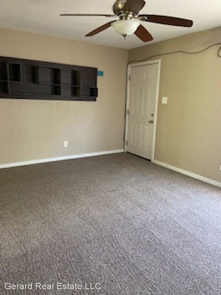 1249 Park Ave - Photo 2 of 13