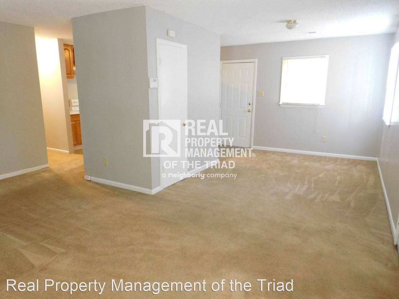 216 Matt Pl - Photo 2 of 25