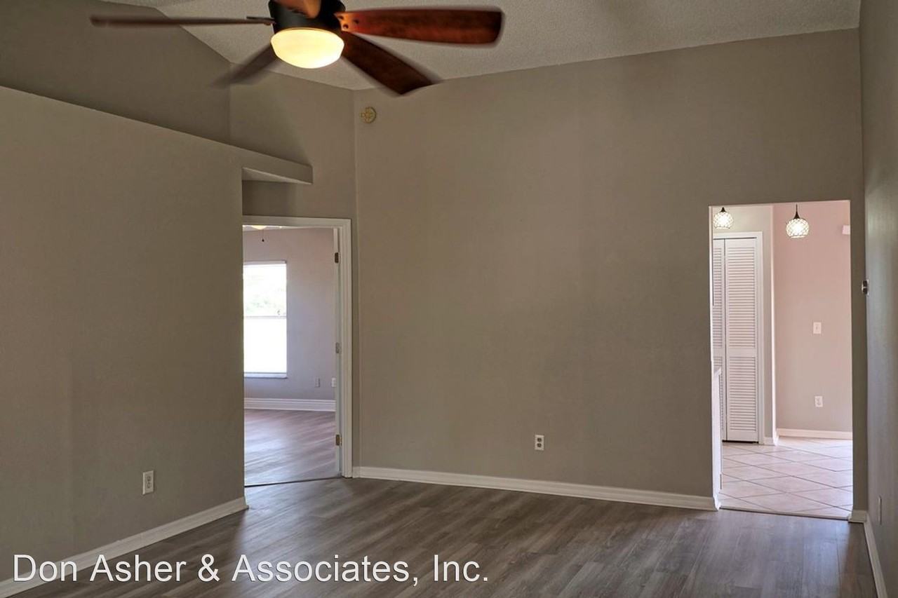 6617 Coral Cove Dr - Photo 3 of 13