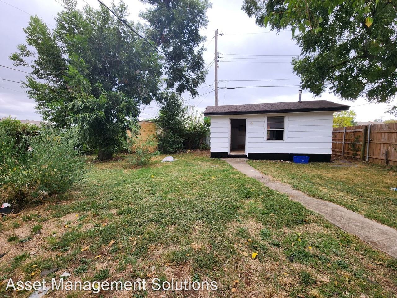 4301 S Walker Ave - Photo 2 of 14