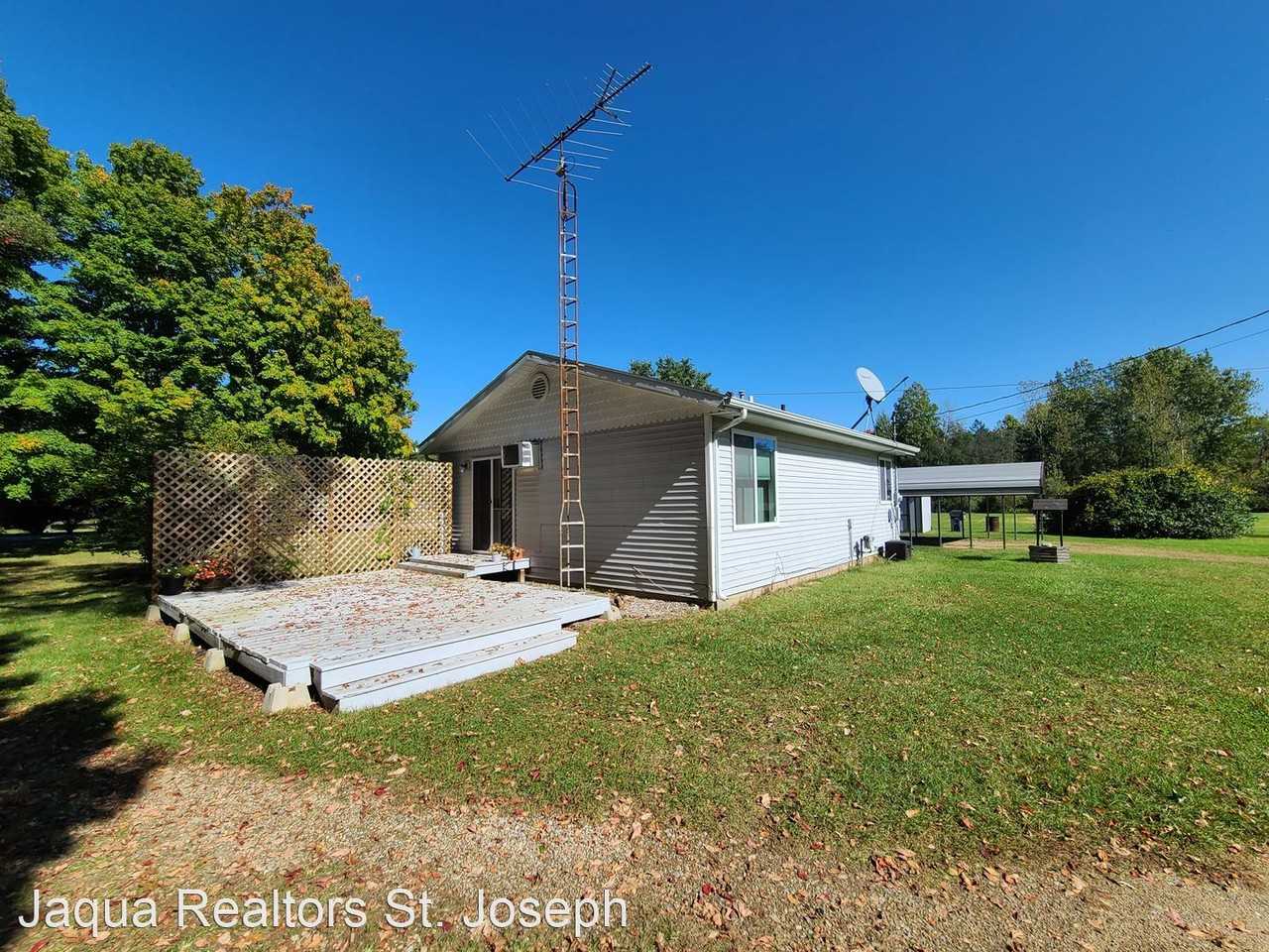 3970 Meadowbrook Rd - Photo 2 of 8