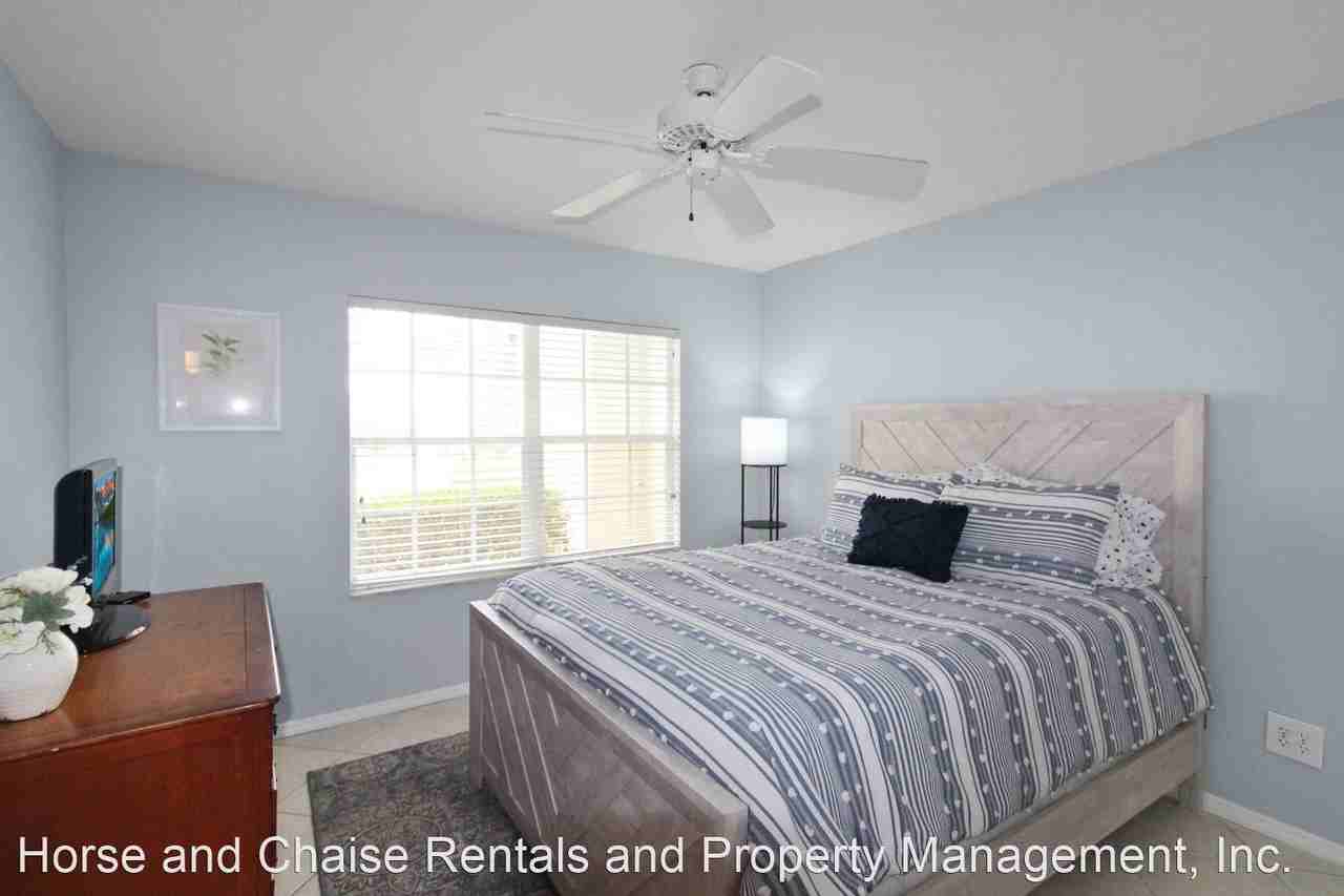 206 Silver Lake Dr #102 - Photo 3 of 12