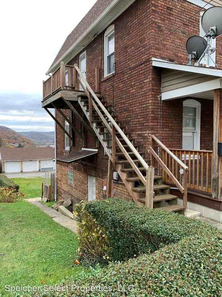 282 Glenn Street - Photo 2 of 9