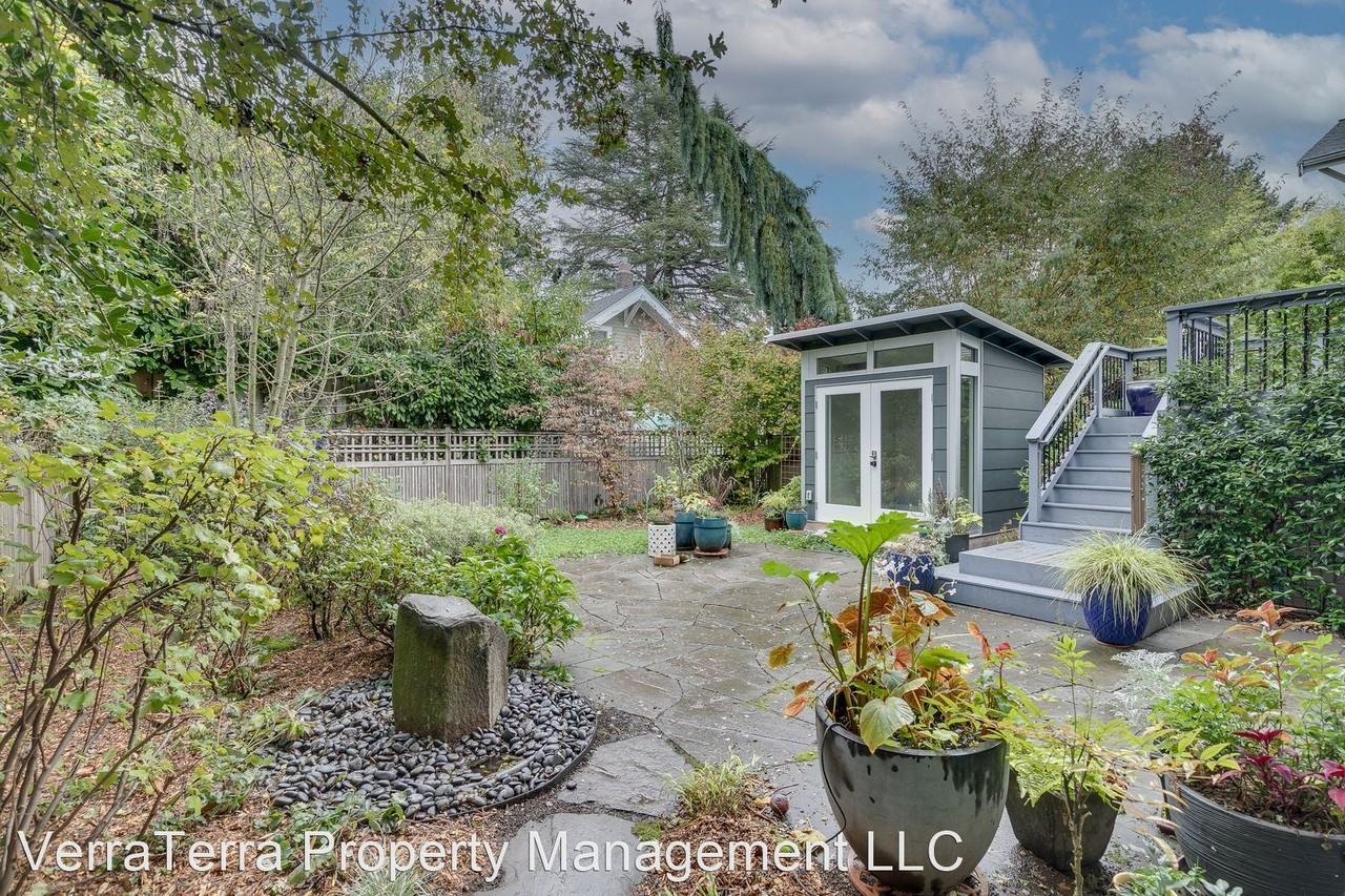 2518 E Mcgraw St - Photo 2 of 28