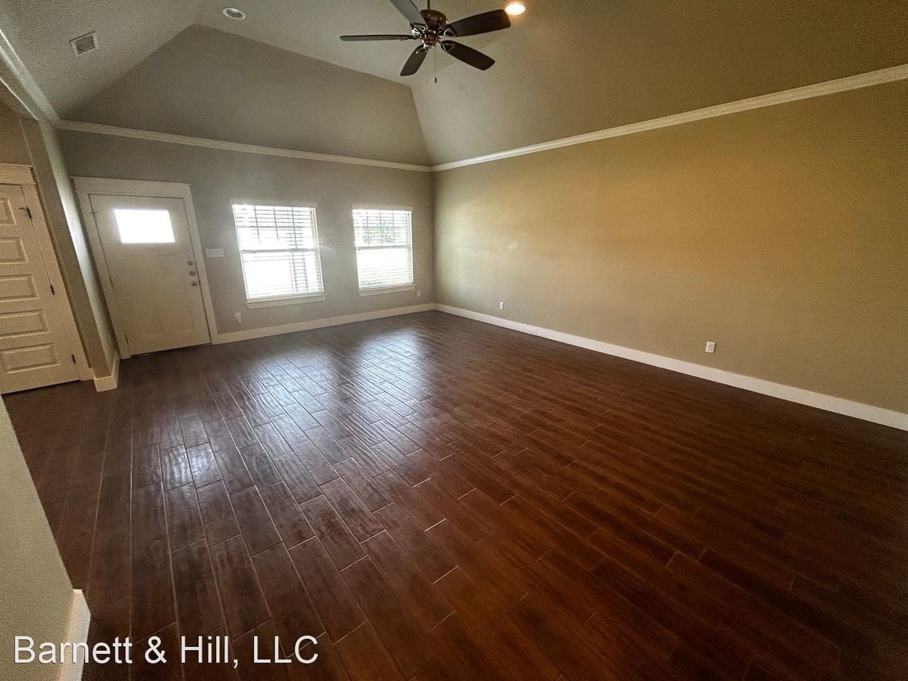 1126 Cabernet Dr - Photo 3 of 22