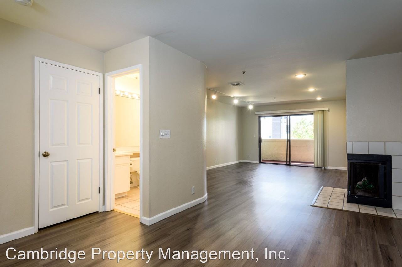 141 California Ave #B304 - Photo 2 of 15