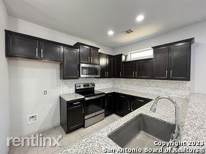 6150 Pecan Tree - Photo 3 of 27