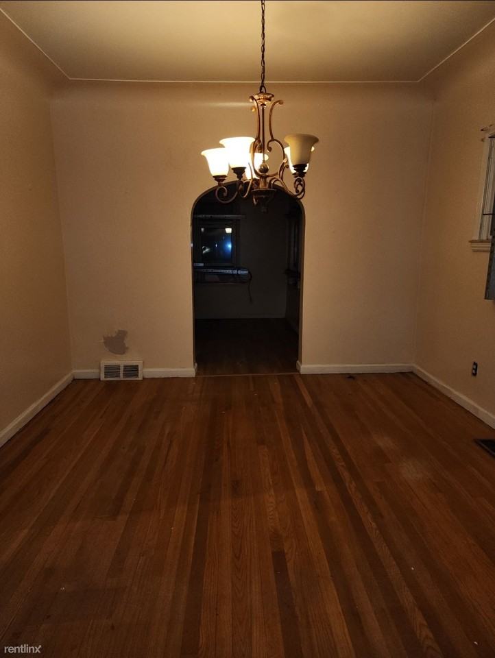 89 Batavia St - Photo 2 of 10