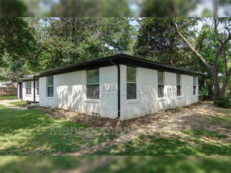 619 9th St - Photo 2 of 19