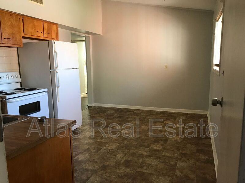 10112-10114 E 67Th Street, Raytown, MO 64133 - Photo 3 of 23