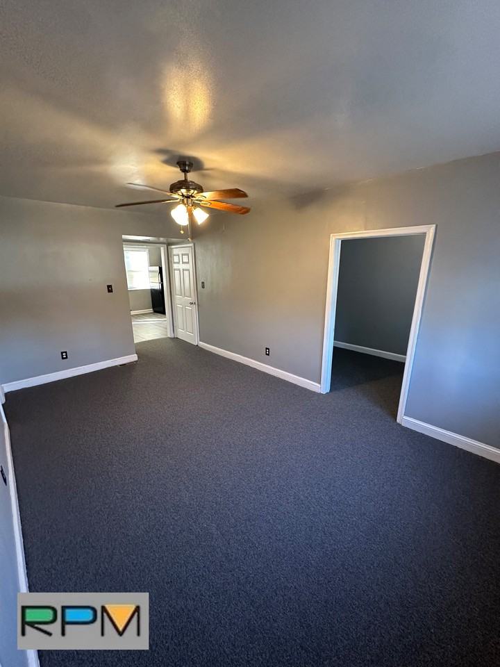 3703 W Franklin St - Photo 3 of 12