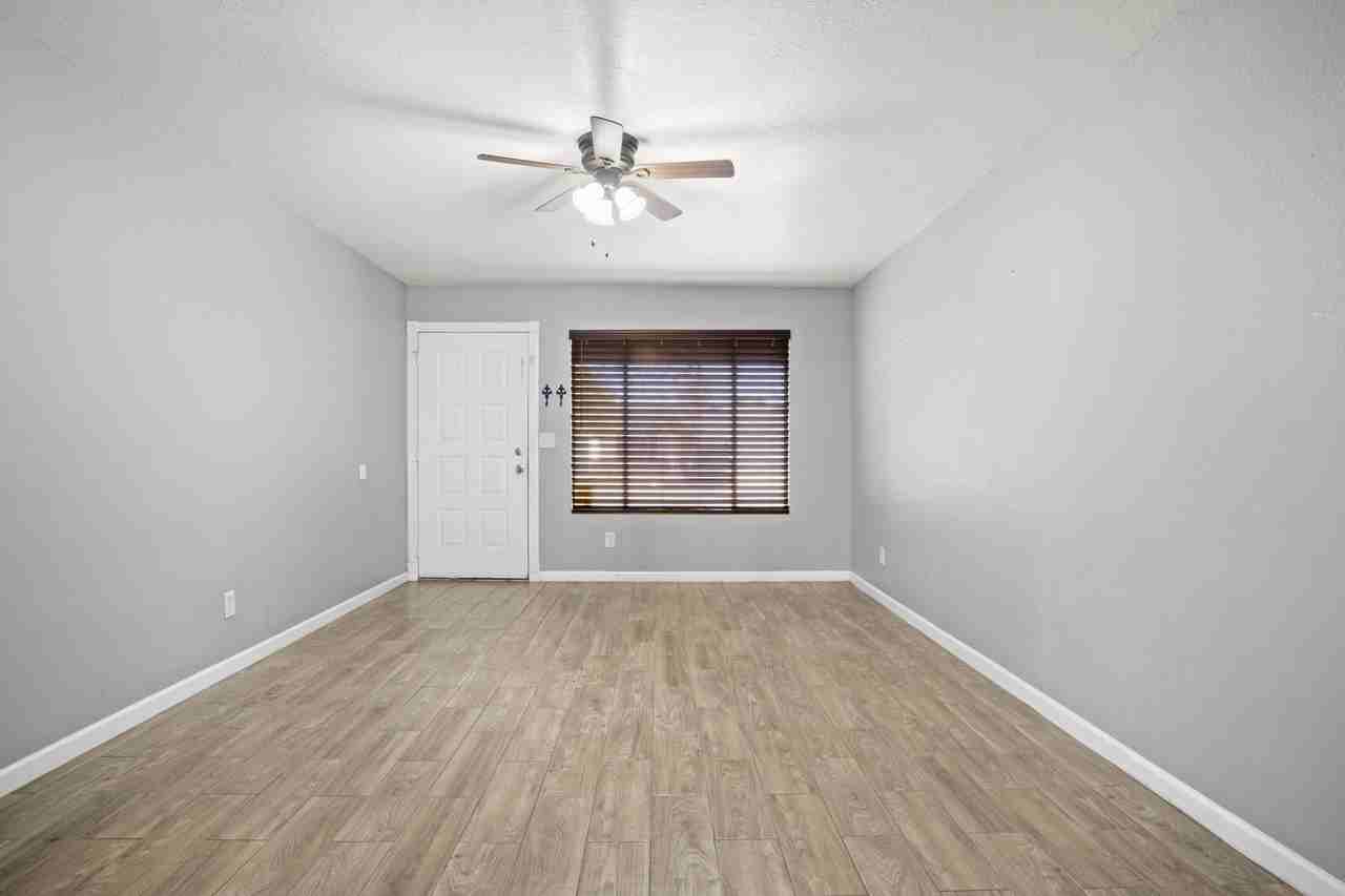 4328 N 108th Dr - Photo 3 of 28