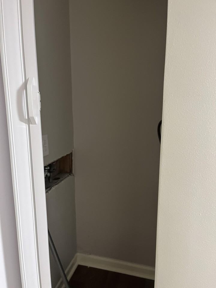 3615 S Walnut St - Photo 2 of 7