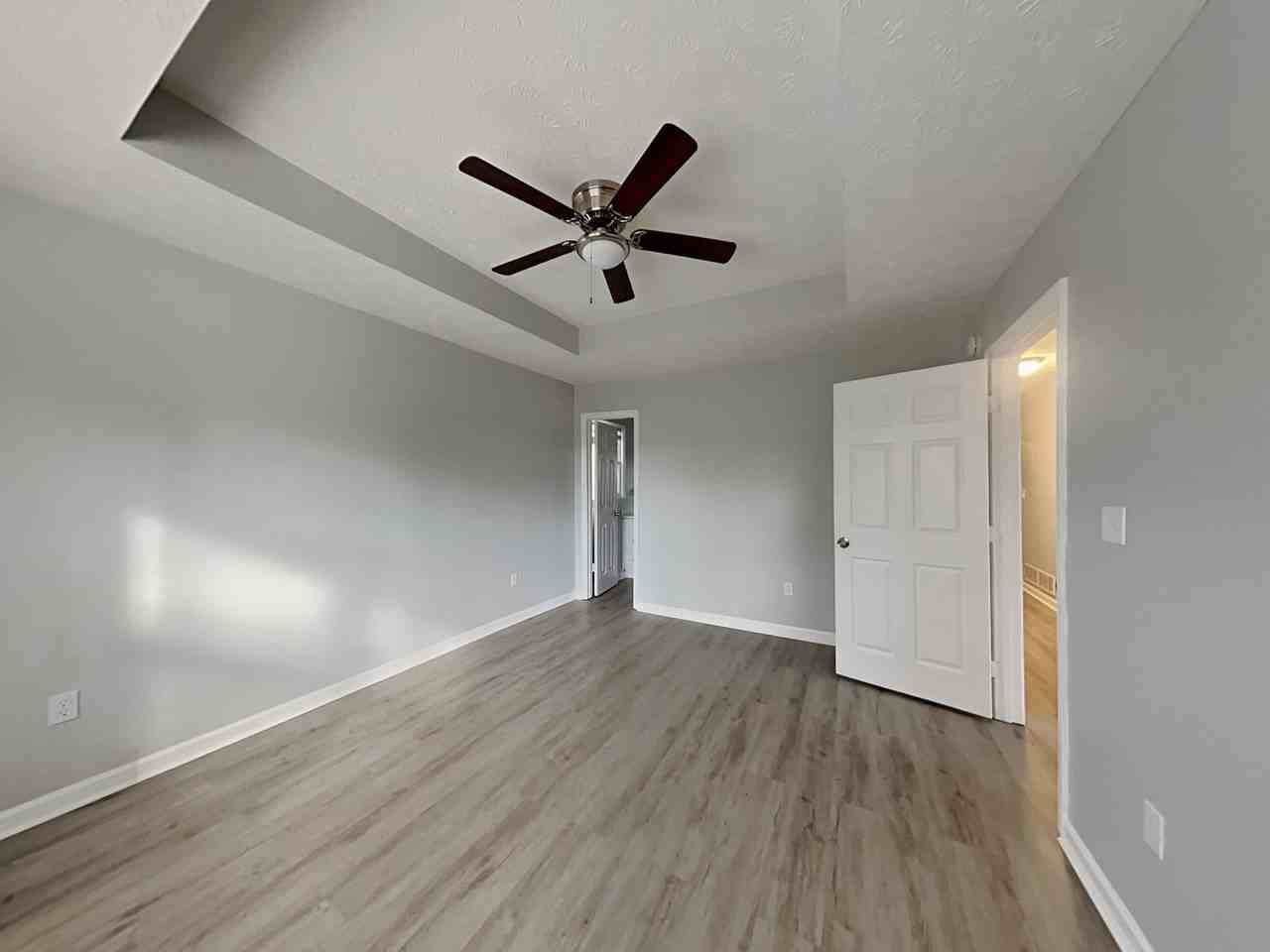 25 Elk Ridge Dr - Photo 3 of 17