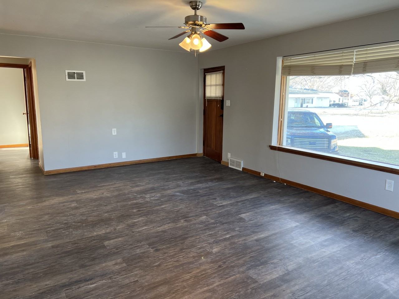 525 S 30Th St - Photo 2 of 21