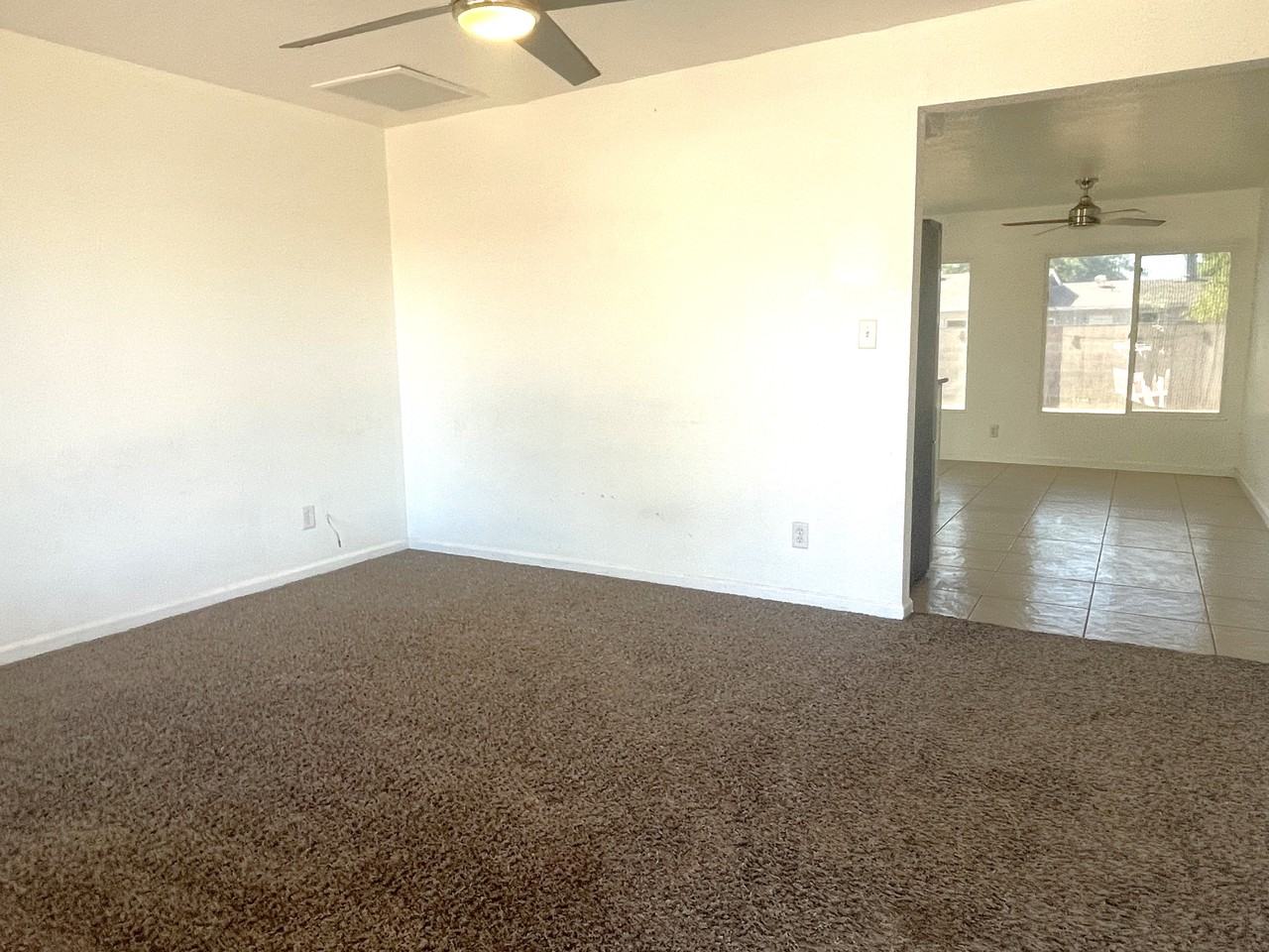 628 N Santa Anna - Photo 2 of 15
