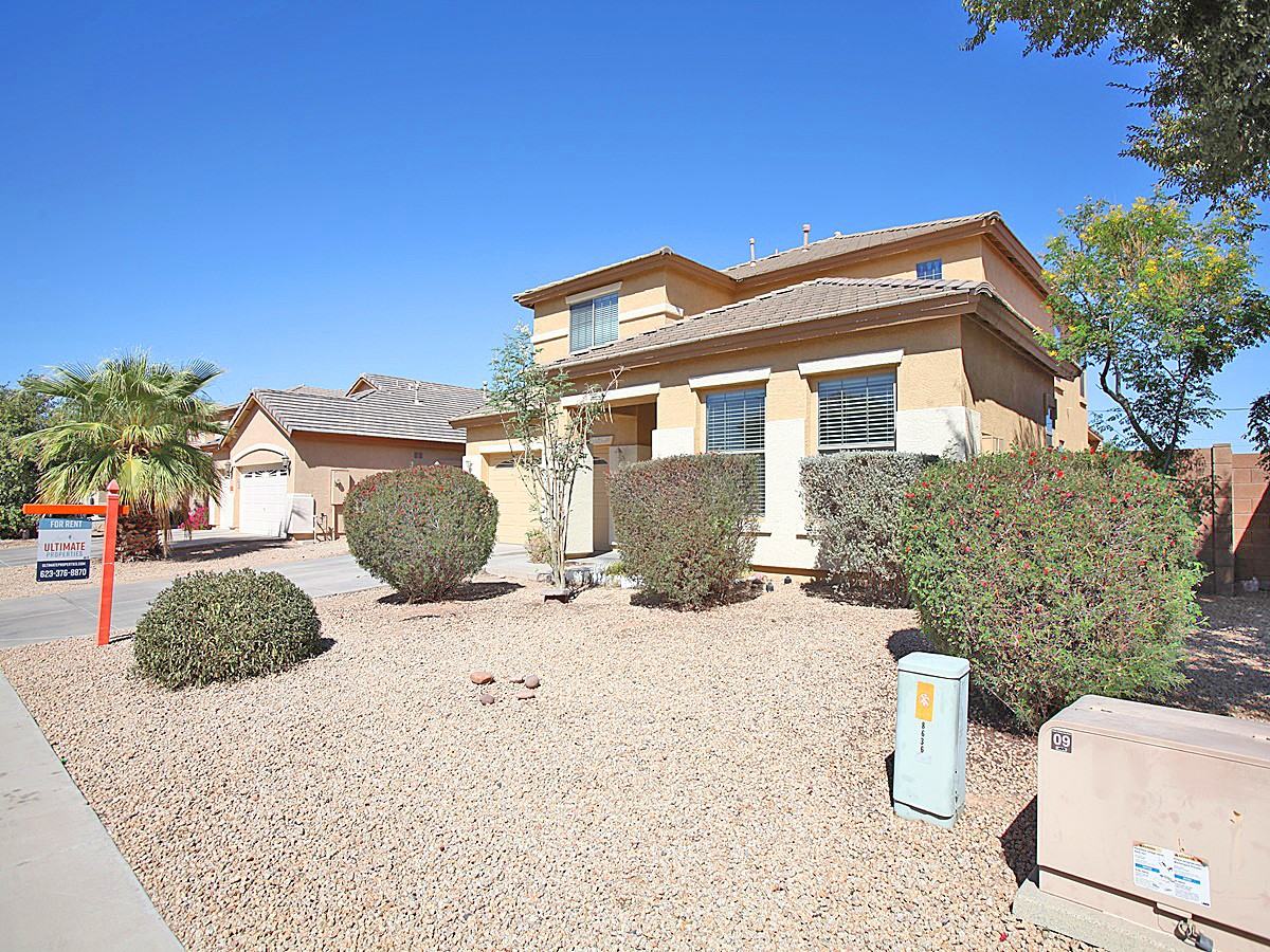 8636 W Brown St - Photo 3 of 37