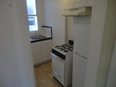 124 Mason St - Photo 2 of 8