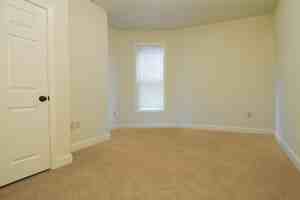 214 N Pinckney St - Photo 7 of 10