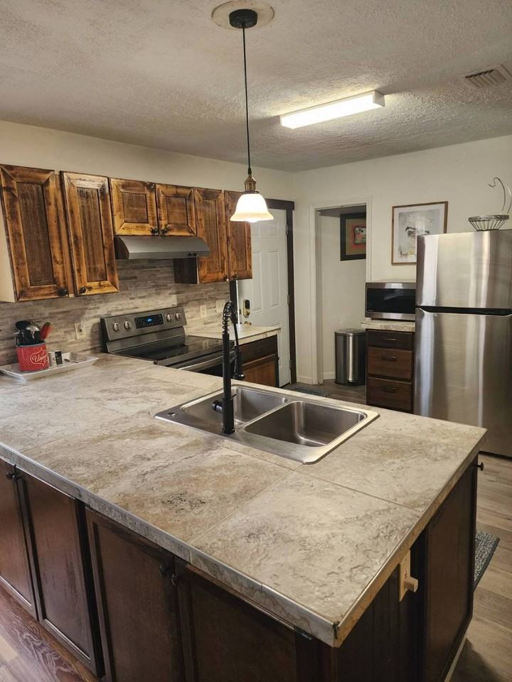 6328 N Lagoon Dr - Photo 4 of 26