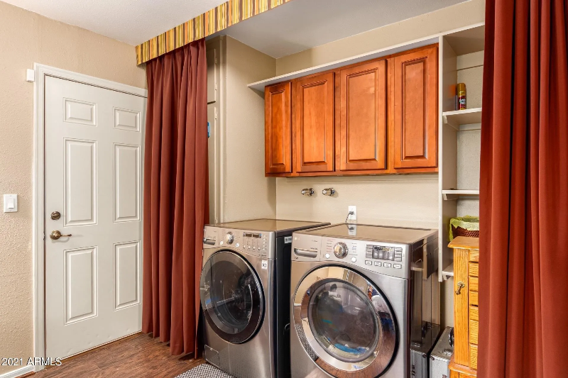 10415 W Cameo Dr - Photo 4 of 16