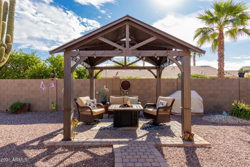 10415 W Cameo Dr - Photo 6 of 16