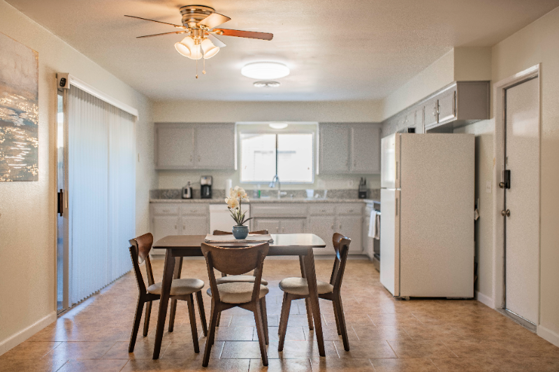 4225 Parkwood Ct #1 - Photo 3 of 16