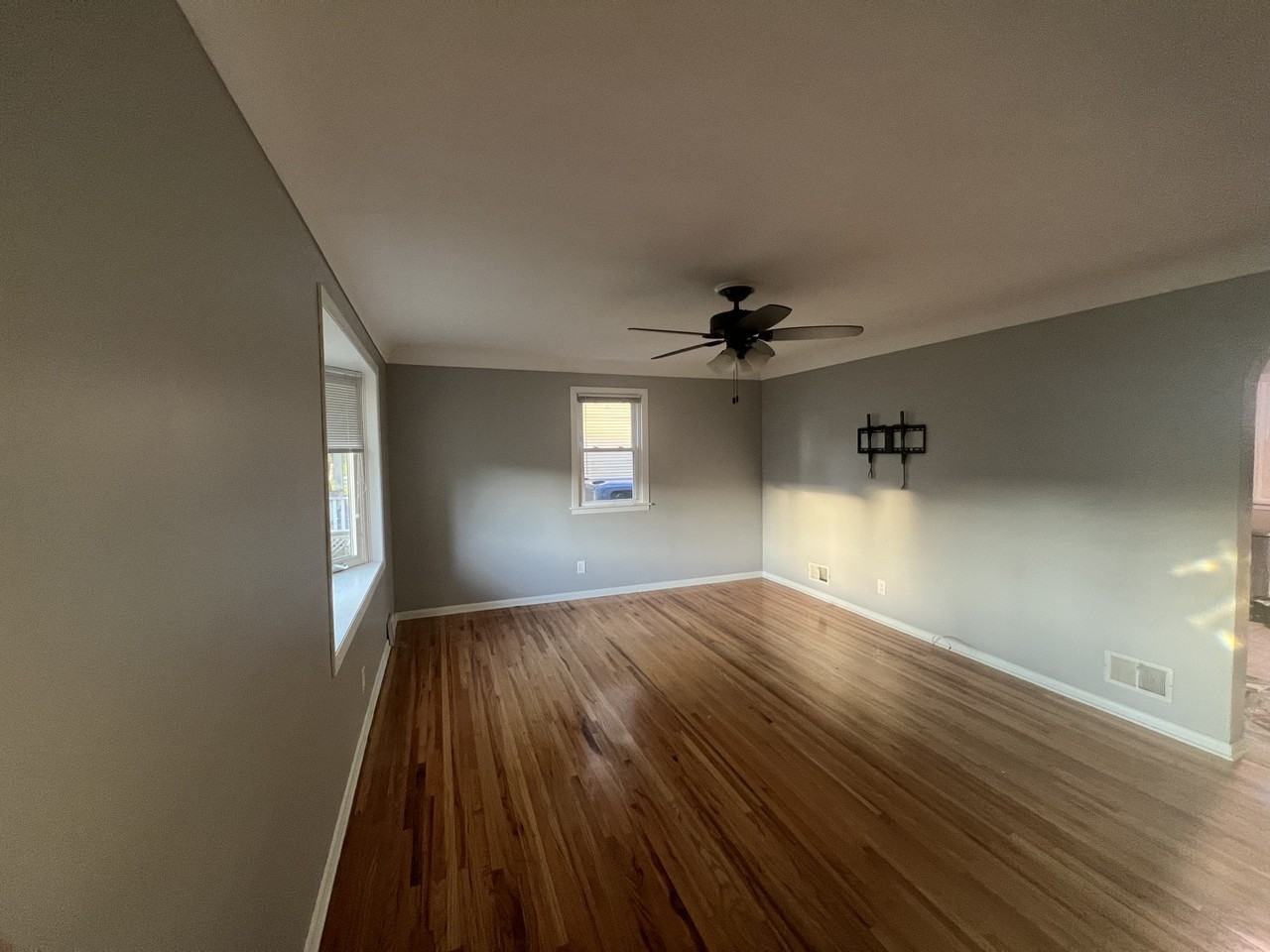 3329 Dakota Ave S #NA - Photo 3 of 17