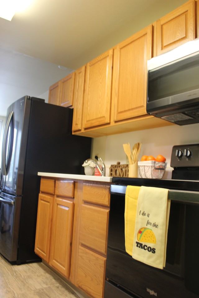 Laurel Terrace - Photo 2 of 6