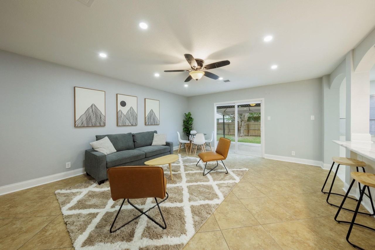 Fairfield Drive - Photo 2 of 21