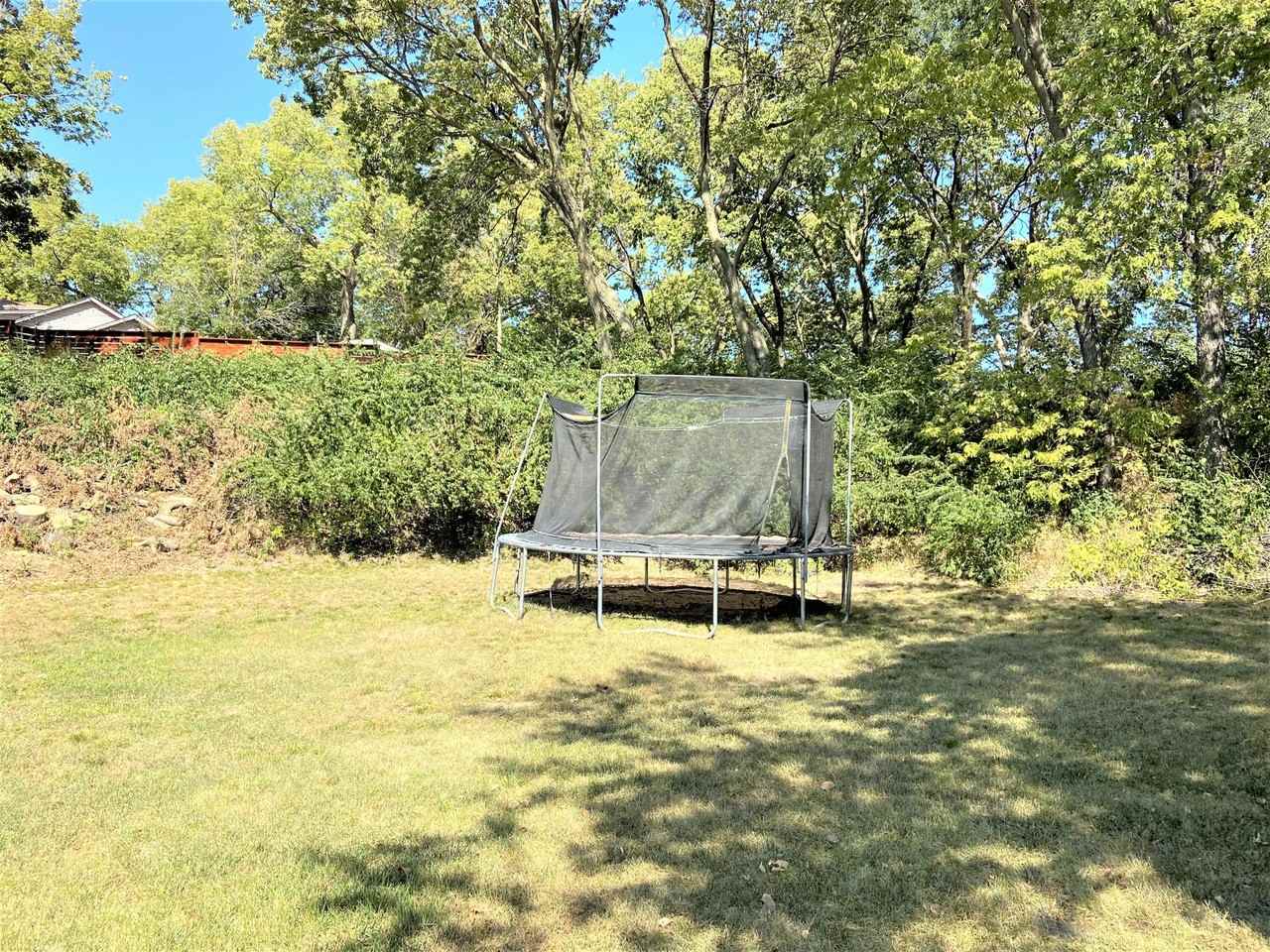 325 Union St #1 - Photo 5 of 21